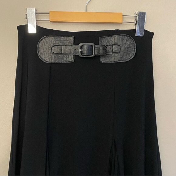 Vintage 90s Black A-Line Flared Skirt with Buckle Accent - Picture 2 of 10